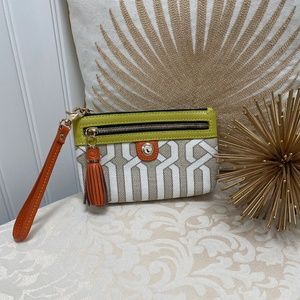 NWOT Spartina Wristlet